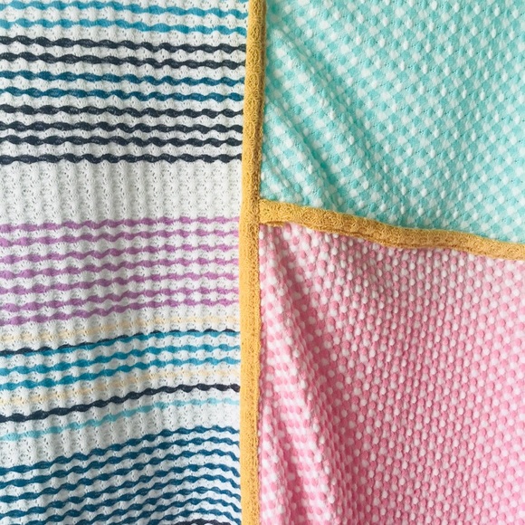 Color Block Waffle Textured Tank - Picture 5 of 5